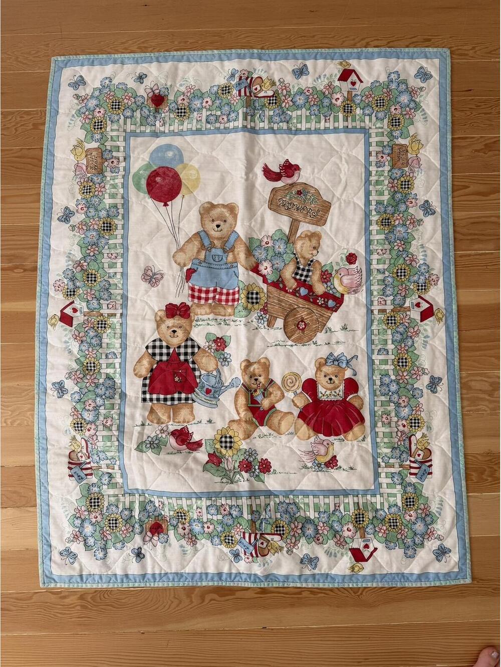 Vintage Teddy Bear Baby Quilt Nursery Blanket Floral Garden 43x33